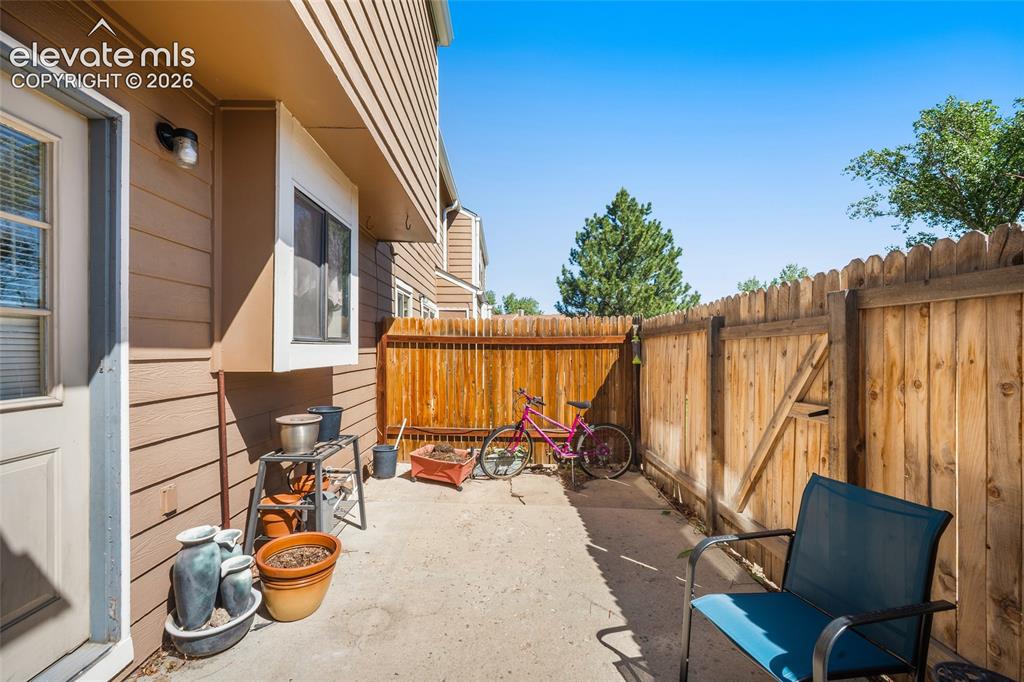 885 London Green Way Colorado Springs CO 80906