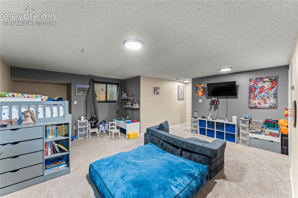 2013 Sussex Lane Colorado Springs CO 80909