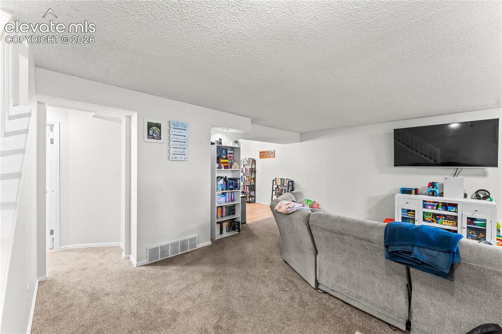 2013 Sussex Lane Colorado Springs CO 80909