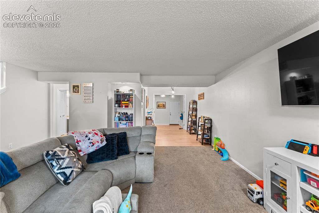 2013 Sussex Lane Colorado Springs CO 80909