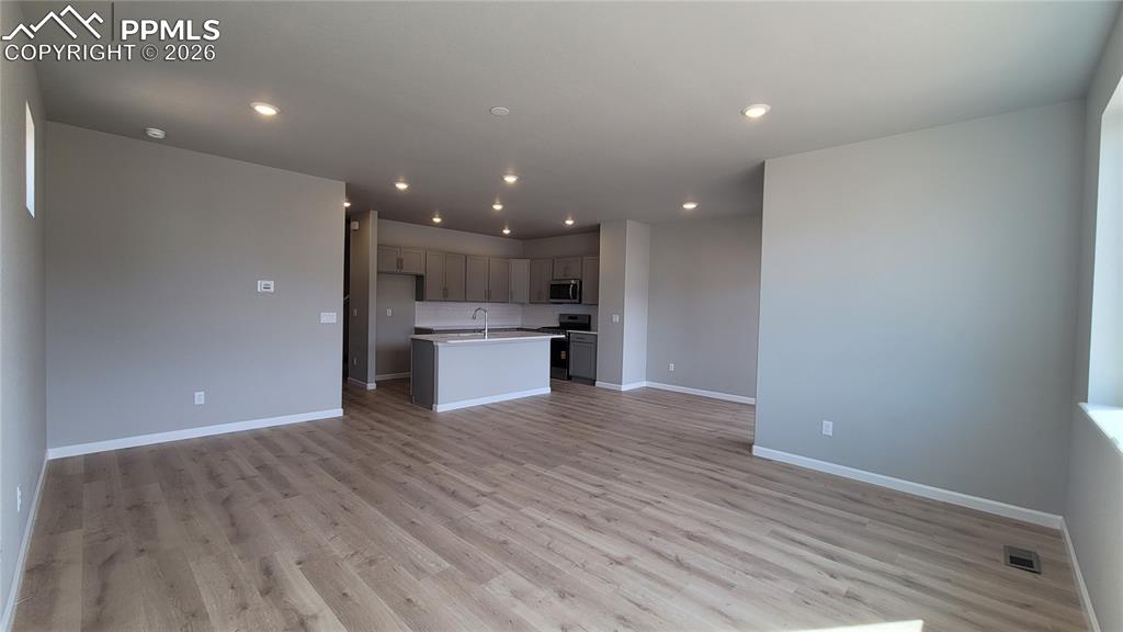 718 Belleza View Colorado Springs CO 80907