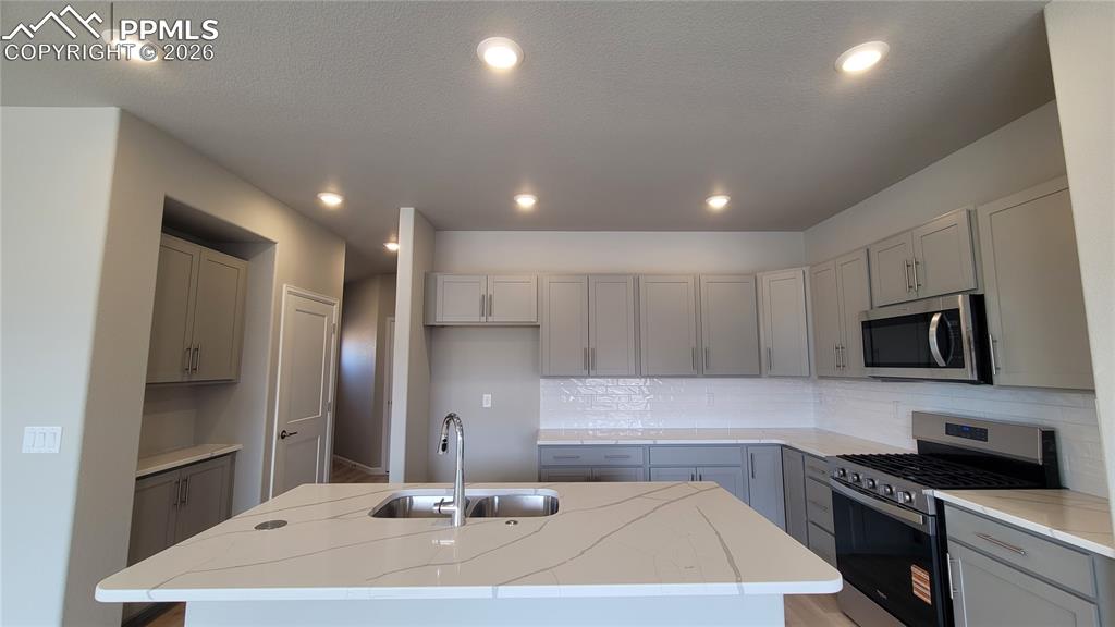 718 Belleza View Colorado Springs CO 80907