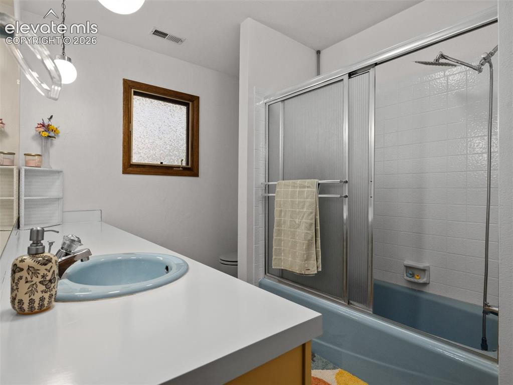 48 Regency Boulevard Pueblo CO 81005