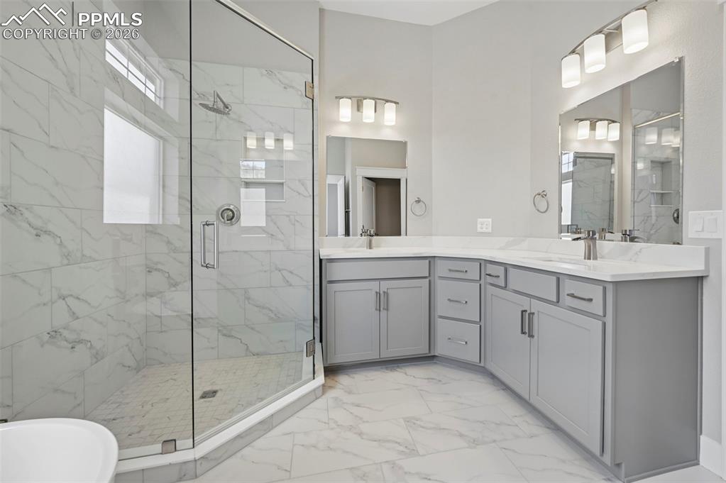 5950 Eagle Glen View Colorado Springs CO 80919