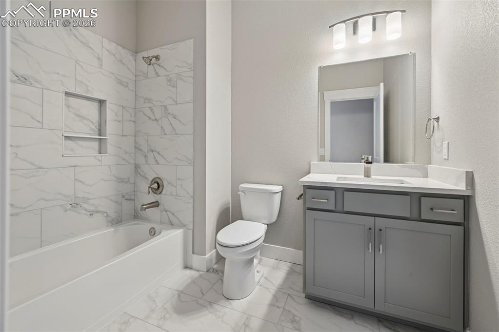5950 Eagle Glen View Colorado Springs CO 80919