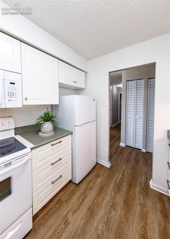411 Lakewood Circle Colorado Springs CO 80910