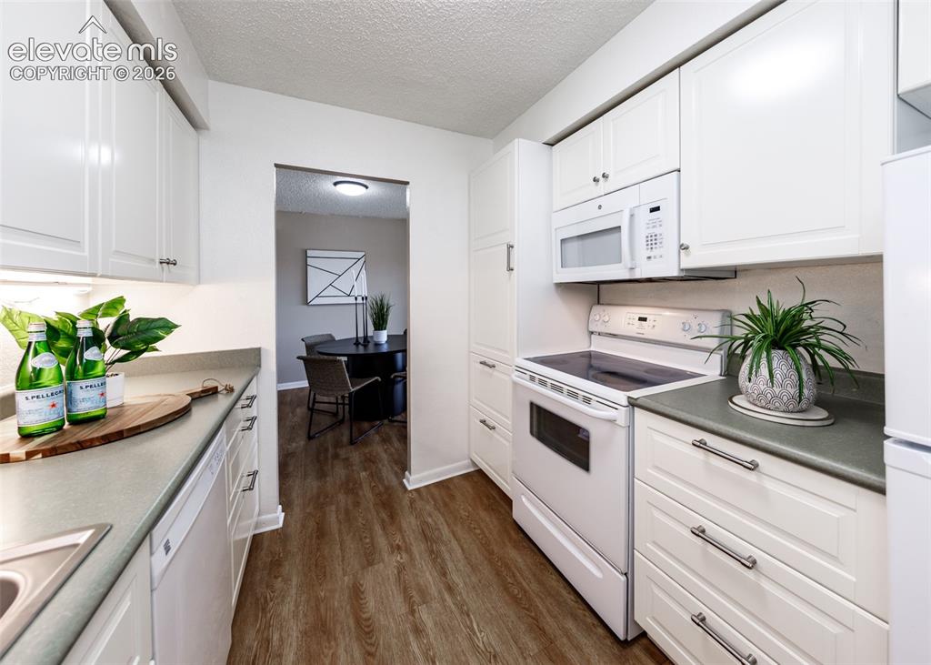 411 Lakewood Circle Colorado Springs CO 80910