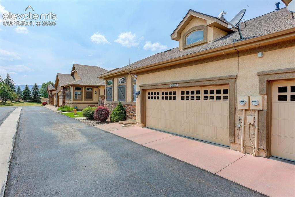 9603 Carriage Creek Point Colorado Springs CO 80920