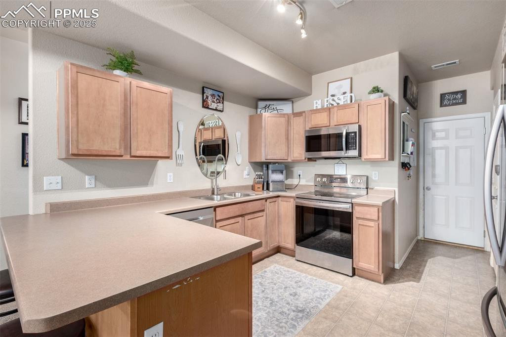 616 Hailey Glenn View Colorado Springs CO 80916