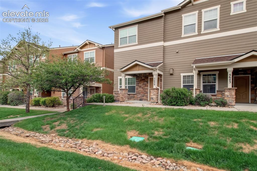 5639 Celtic Cross Grove Colorado Springs CO 80923