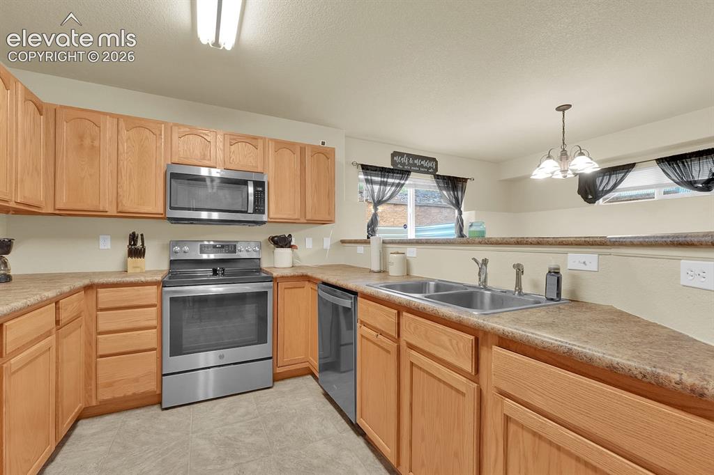 2280 E La Salle Street Colorado Springs CO 80909
