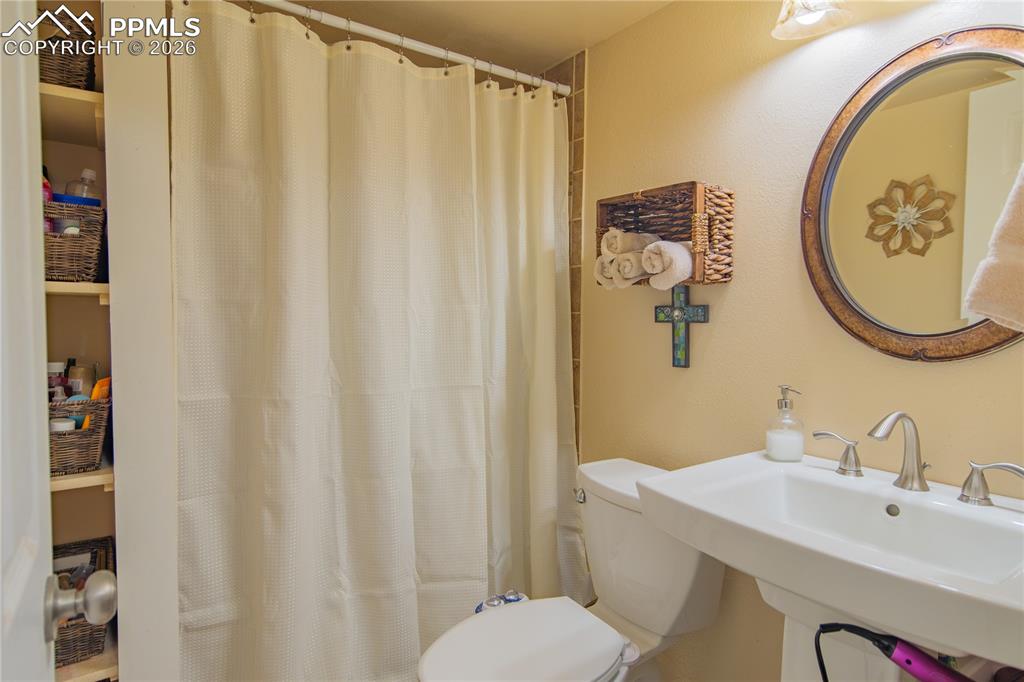 3915 Smoke Tree Drive Colorado Springs CO 80920