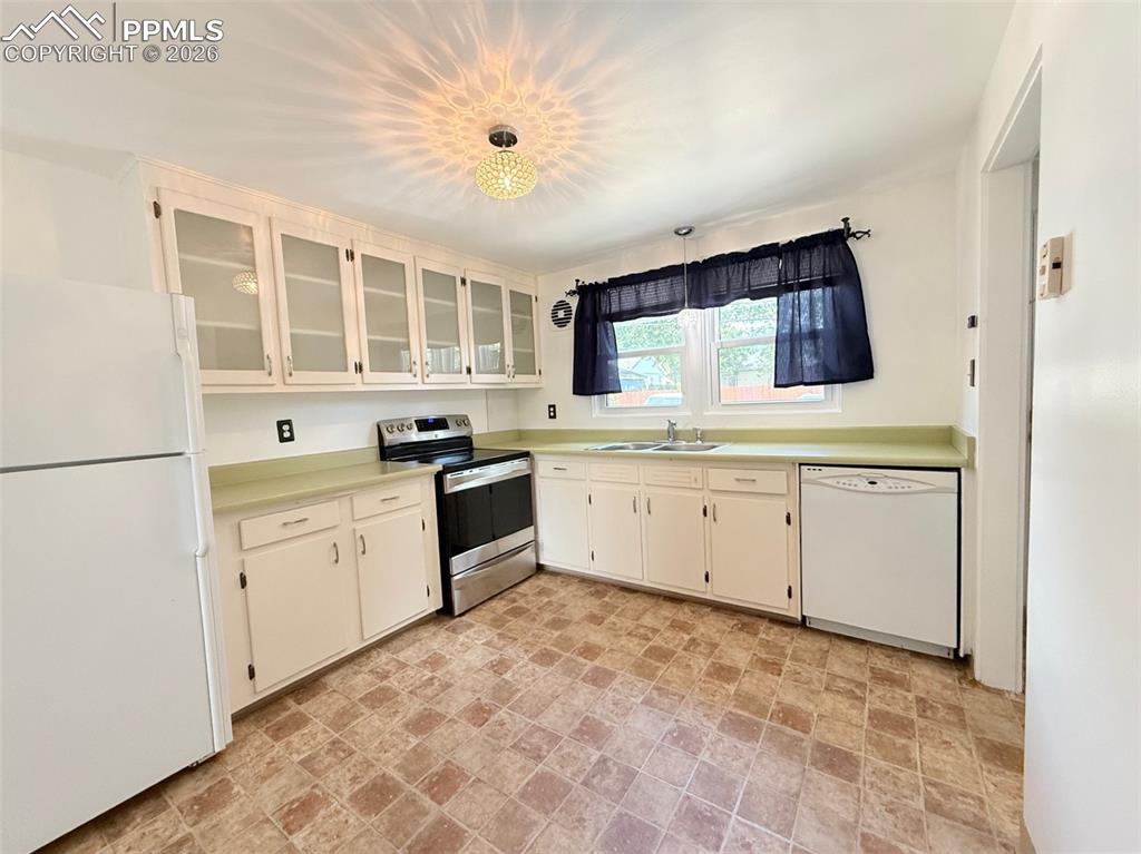 2443 Paseo Road Colorado Springs CO 80907