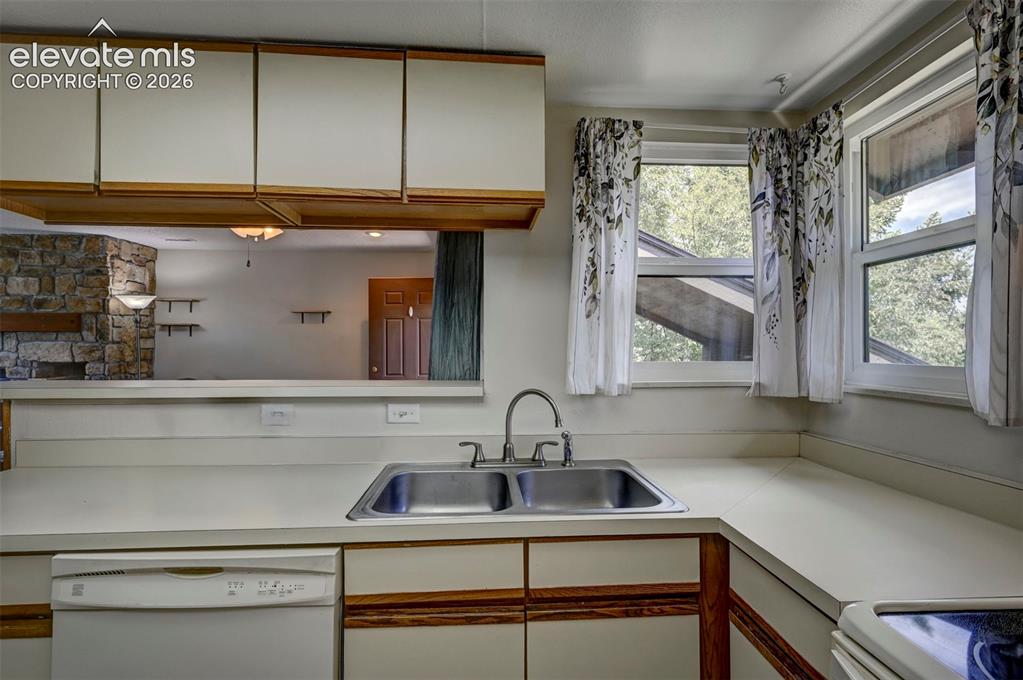 1016 Moorings Drive Colorado Springs CO 80906