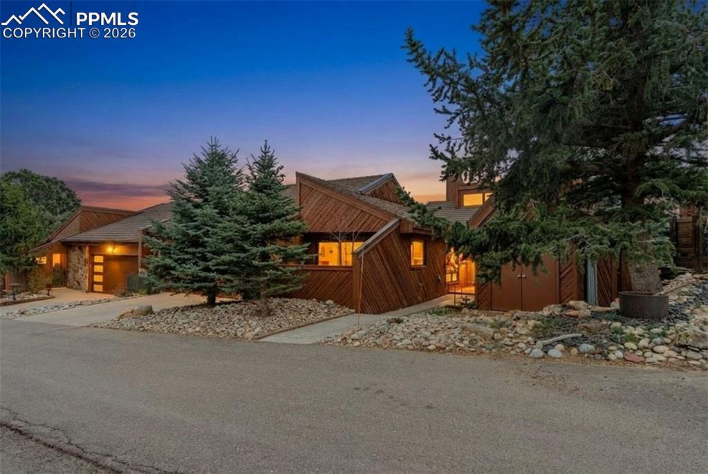 4452 Sentinel Rock Larkspur CO 80118