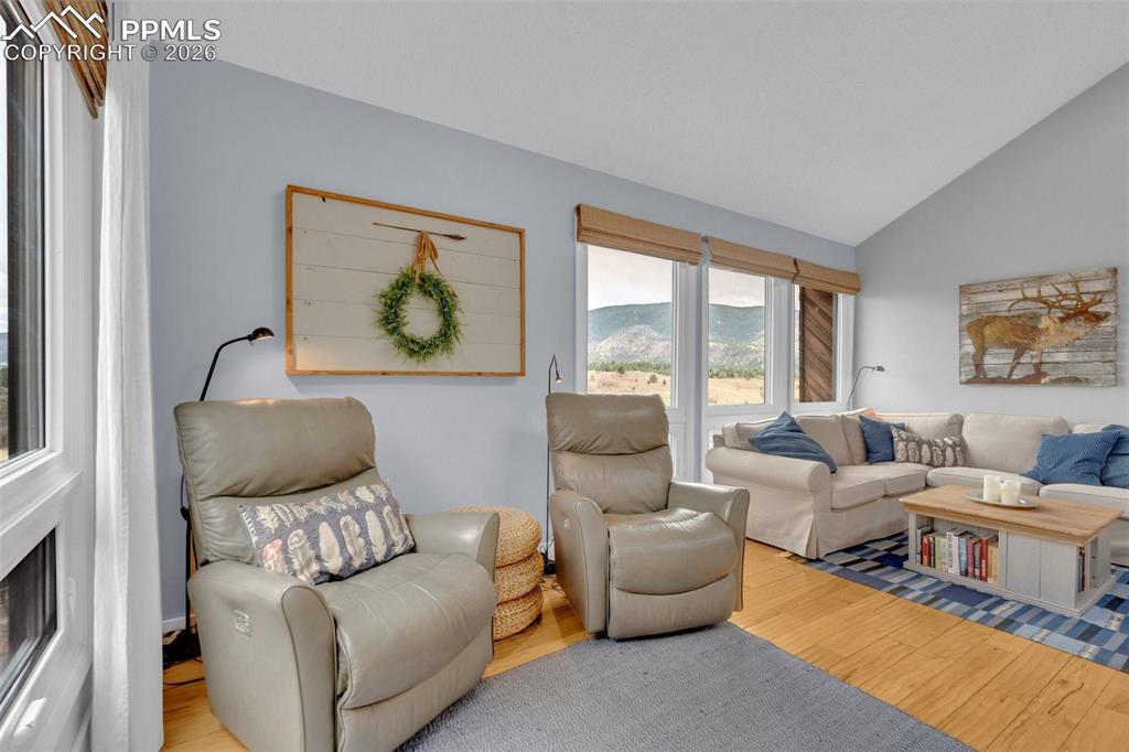 4452 Sentinel Rock Larkspur CO 80118