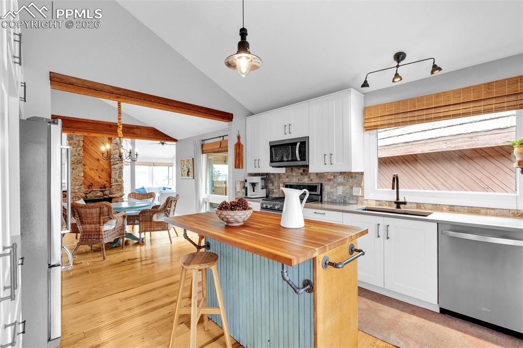4452 Sentinel Rock Larkspur CO 80118