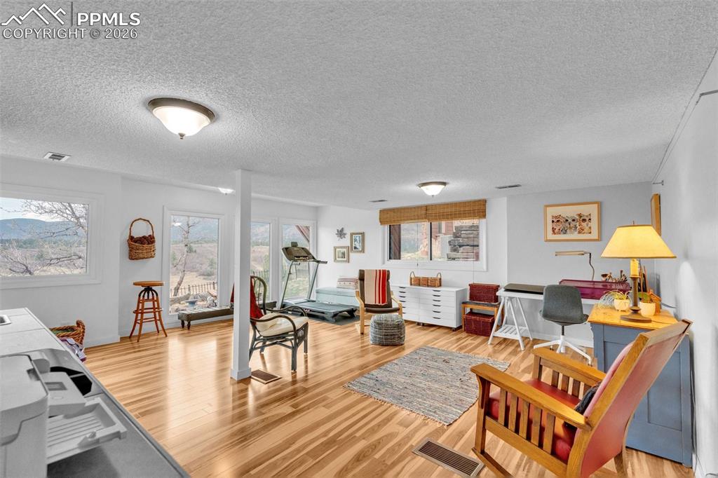 4452 Sentinel Rock Larkspur CO 80118