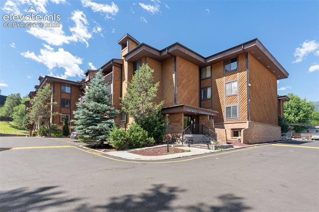 935 Saturn Drive Colorado Springs CO 80905