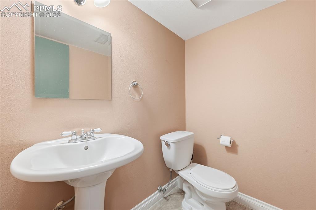 6907 Gayle Lyn Lane Colorado Springs CO 80919