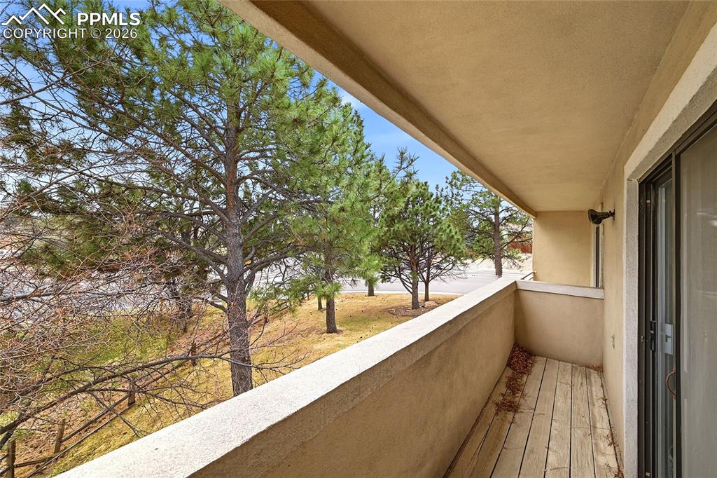 6907 Gayle Lyn Lane Colorado Springs CO 80919
