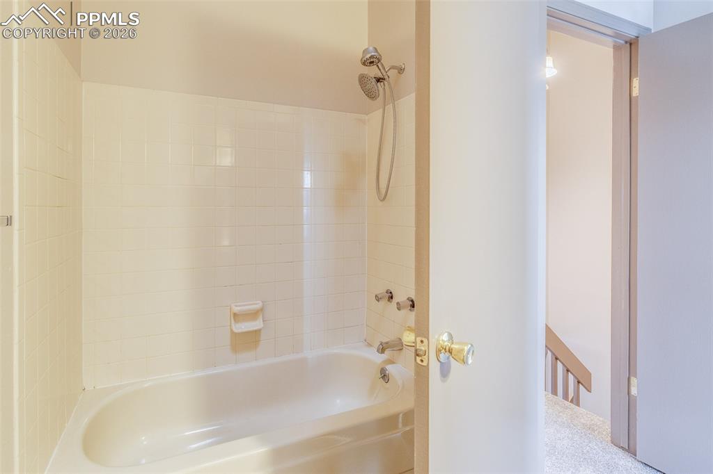 6816 Ravencrest Drive Colorado Springs CO 80919
