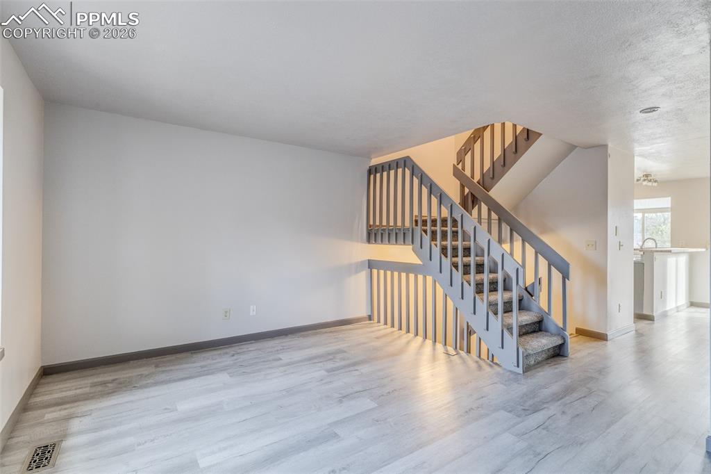 6816 Ravencrest Drive Colorado Springs CO 80919