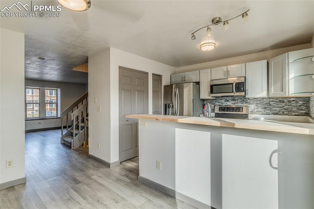 6816 Ravencrest Drive Colorado Springs CO 80919
