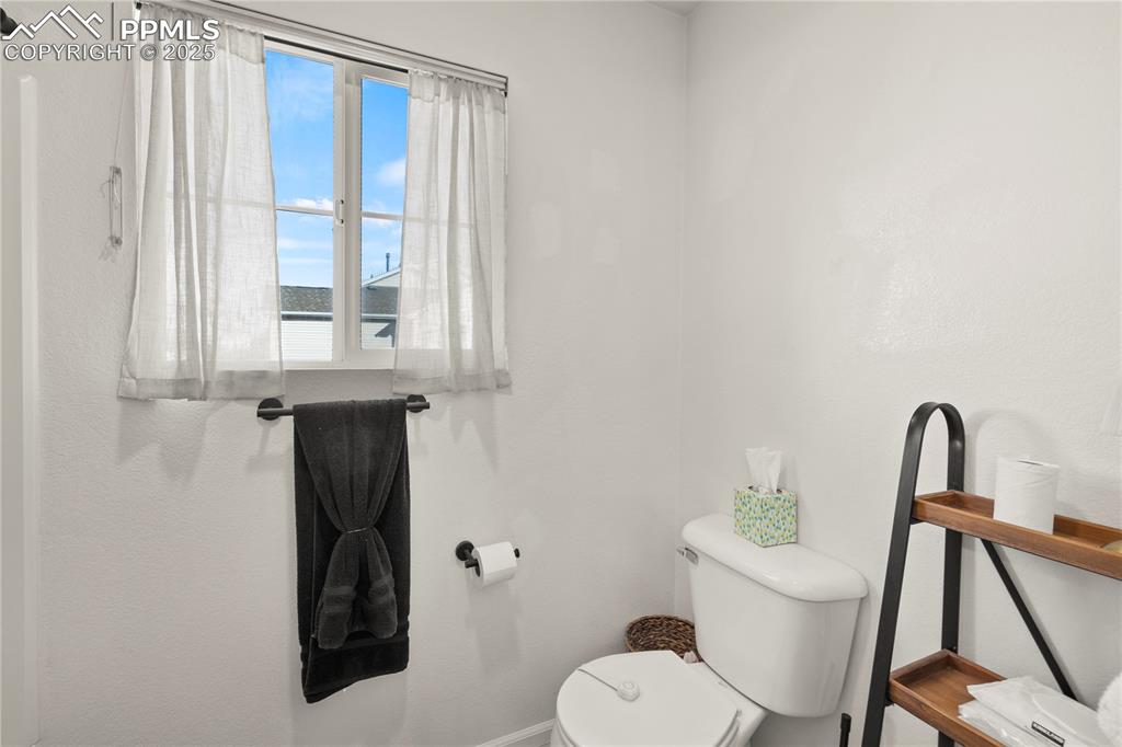 2220 Whale Point Colorado Springs CO 80951