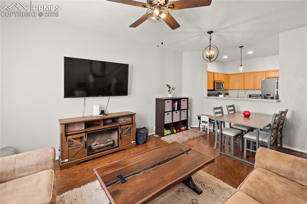 2220 Whale Point Colorado Springs CO 80951