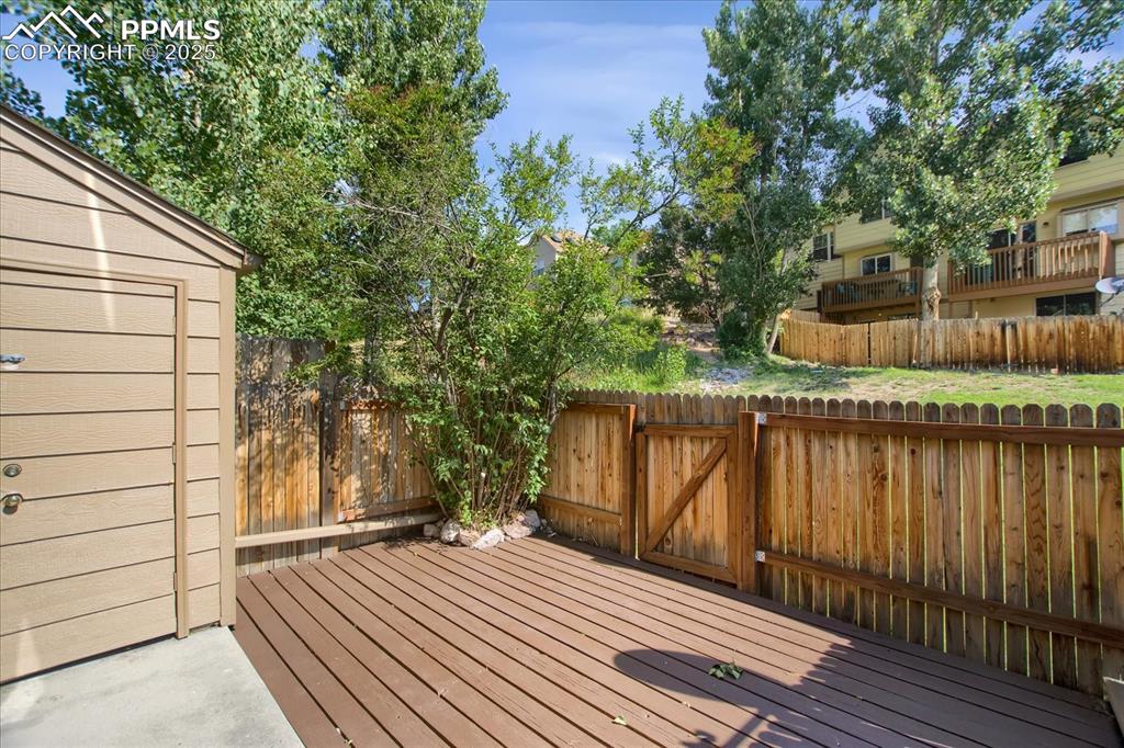 6831 Mountain Top Lane Colorado Springs CO 80919