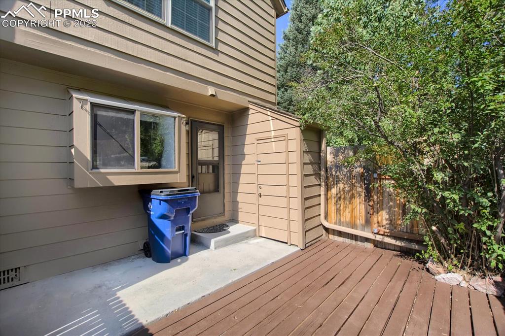 6831 Mountain Top Lane Colorado Springs CO 80919