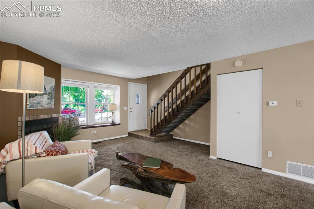 6831 Mountain Top Lane Colorado Springs CO 80919