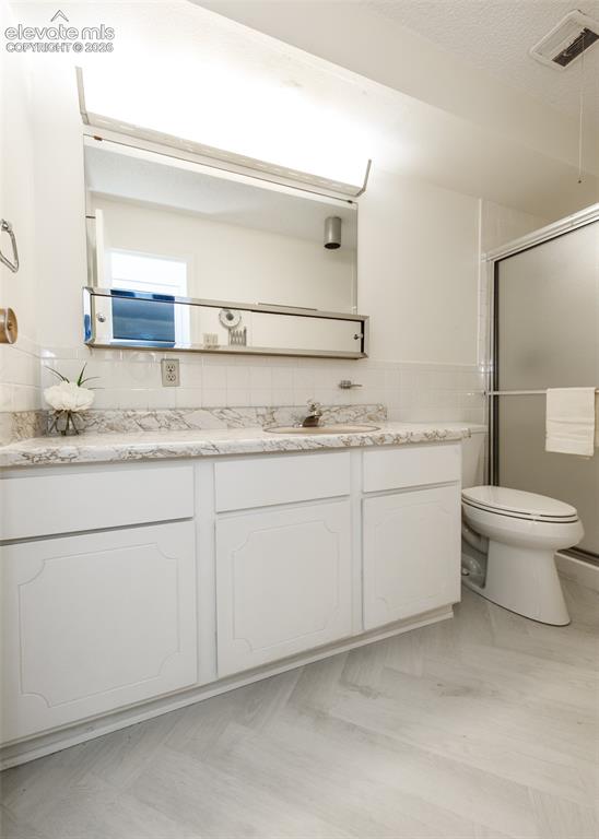 411 Lakewood Circle Colorado Springs CO 80910