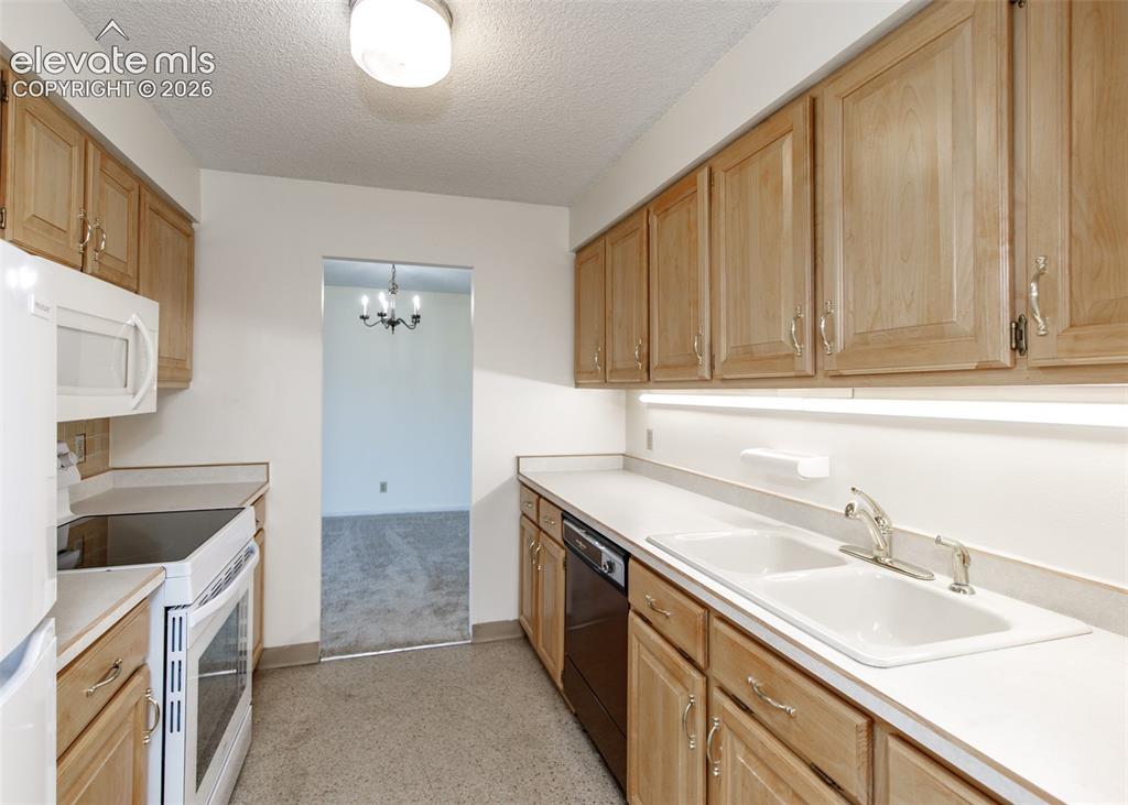 411 Lakewood Circle Colorado Springs CO 80910