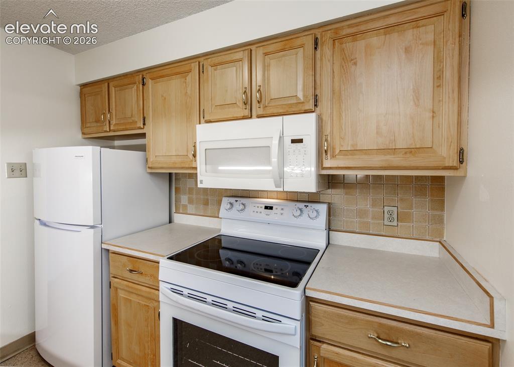 411 Lakewood Circle Colorado Springs CO 80910