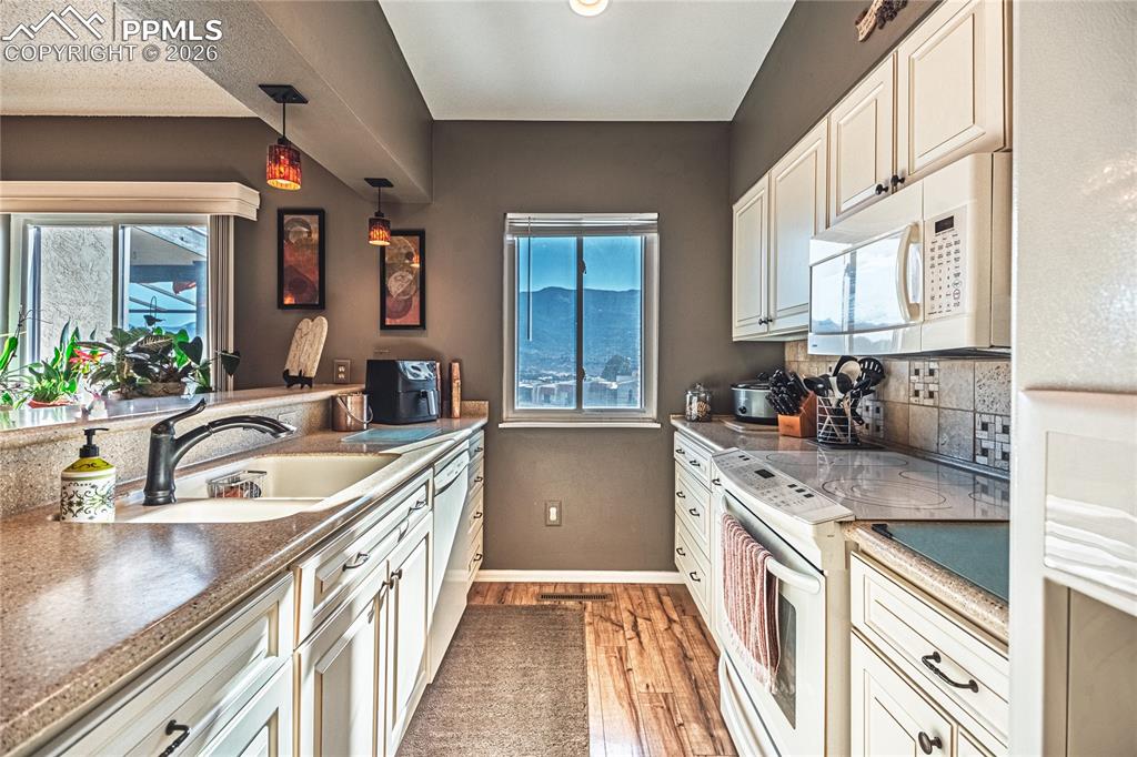1126 Fontmore Road Colorado Springs CO 80904