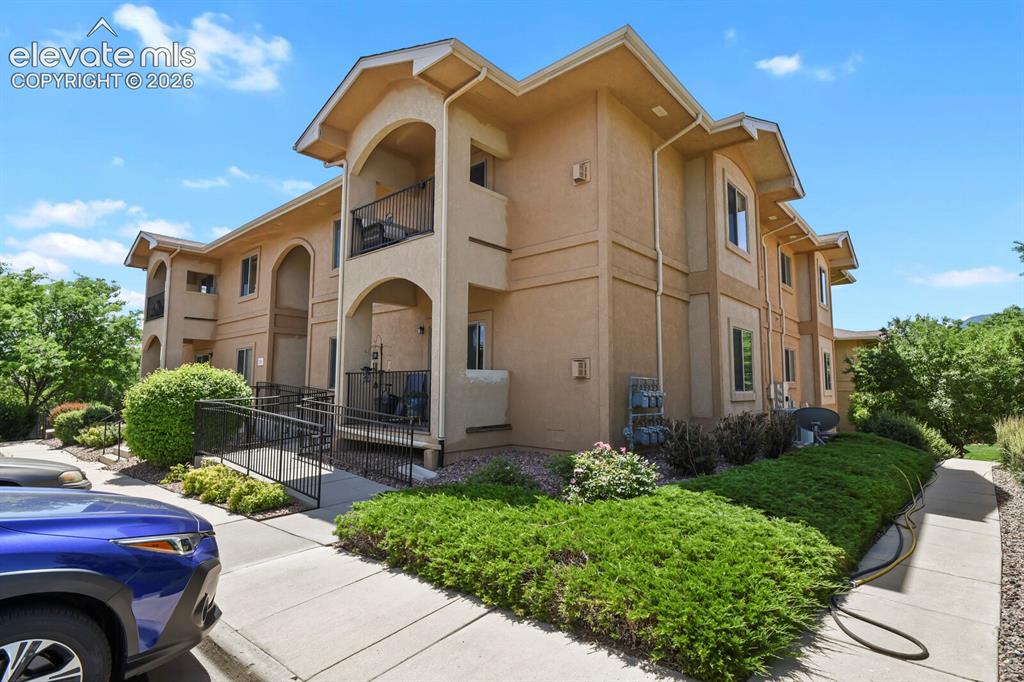 1590 Little Bear Creek Point Colorado Springs CO 80904
