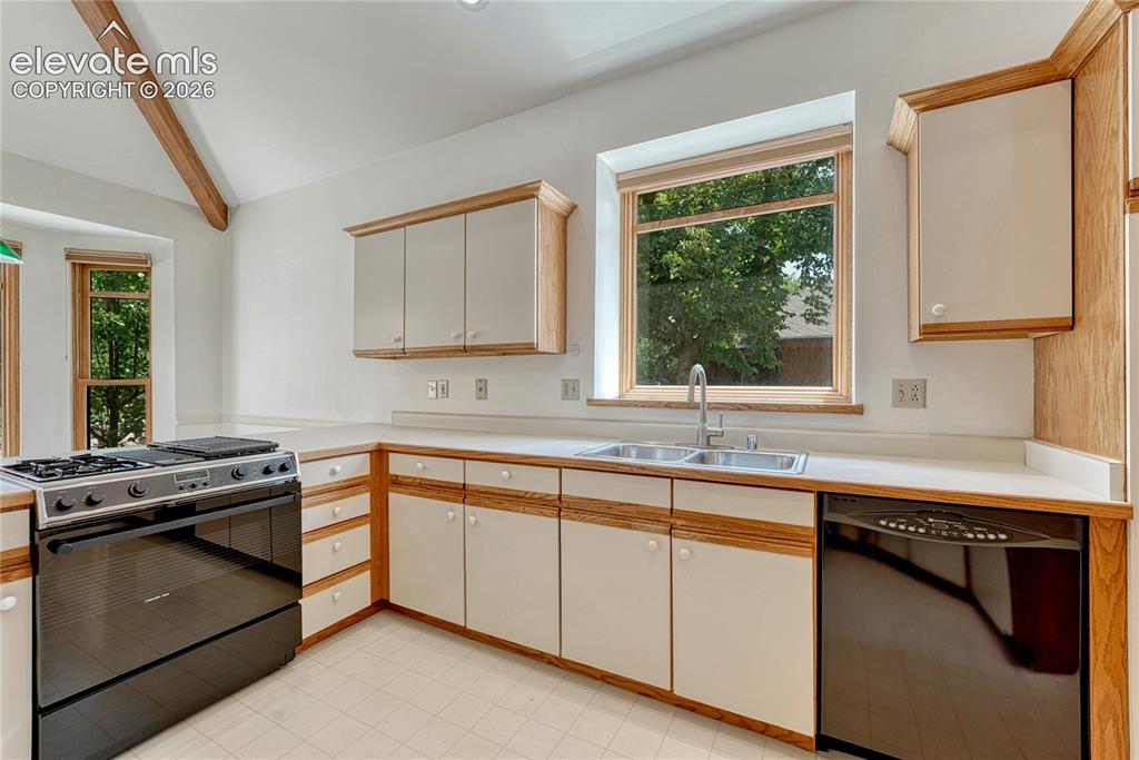 2338 Wood Avenue Colorado Springs CO 80907