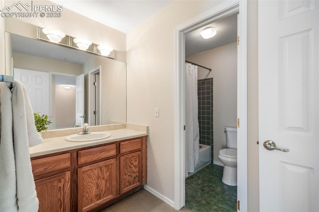 1223 Villa Grove Monument CO 80132