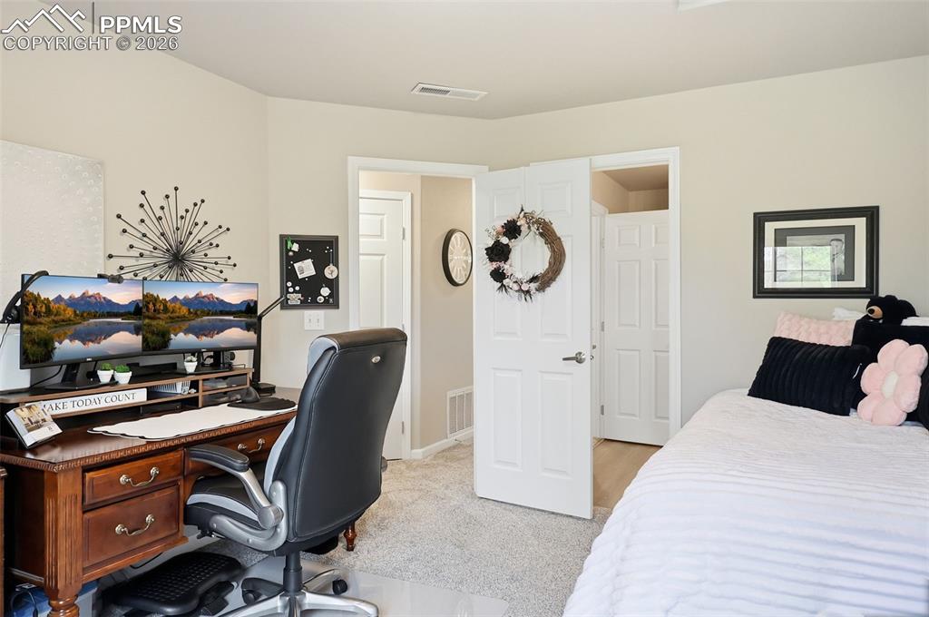 6924 Ash Creek Heights Colorado Springs CO 80922
