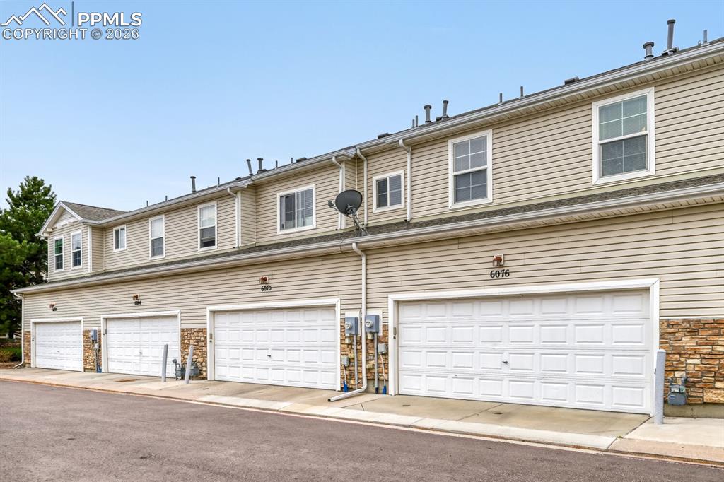 6076 Sierra Grande Point Colorado Springs CO 80923