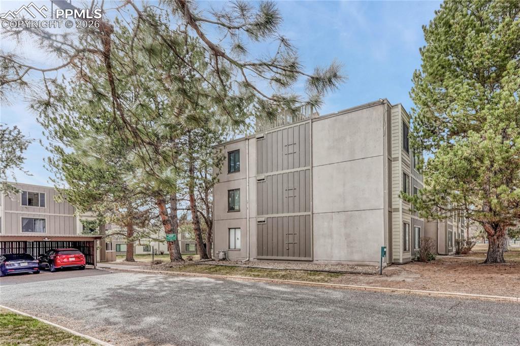 2525 S Dayton Way Denver CO 80231