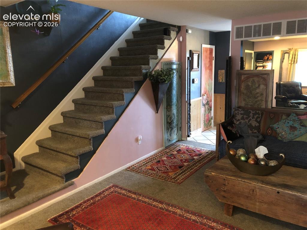2953 Mesa Road Colorado Springs CO 80904
