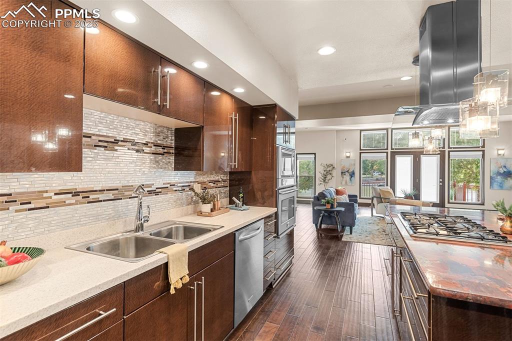235 W Riverwalk Pueblo CO 81003