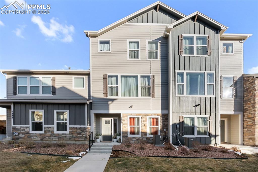 7532 Frigid Air Point Colorado Springs CO 80908