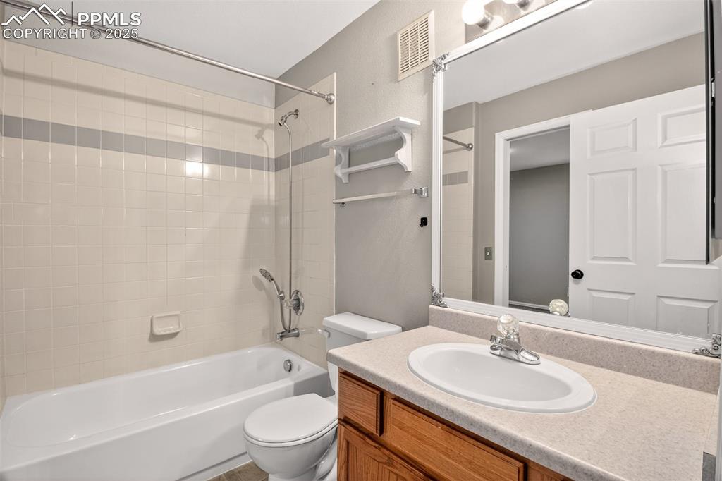 179 Ellers Grove Colorado Springs CO 80916
