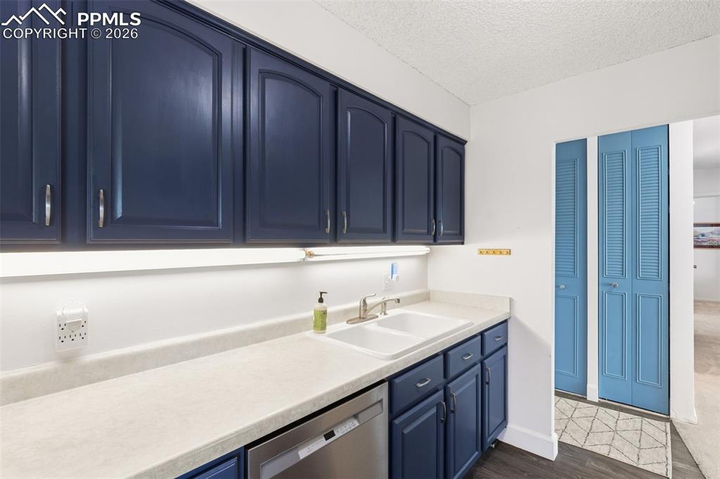 411 Lakewood Circle Colorado Springs CO 80910