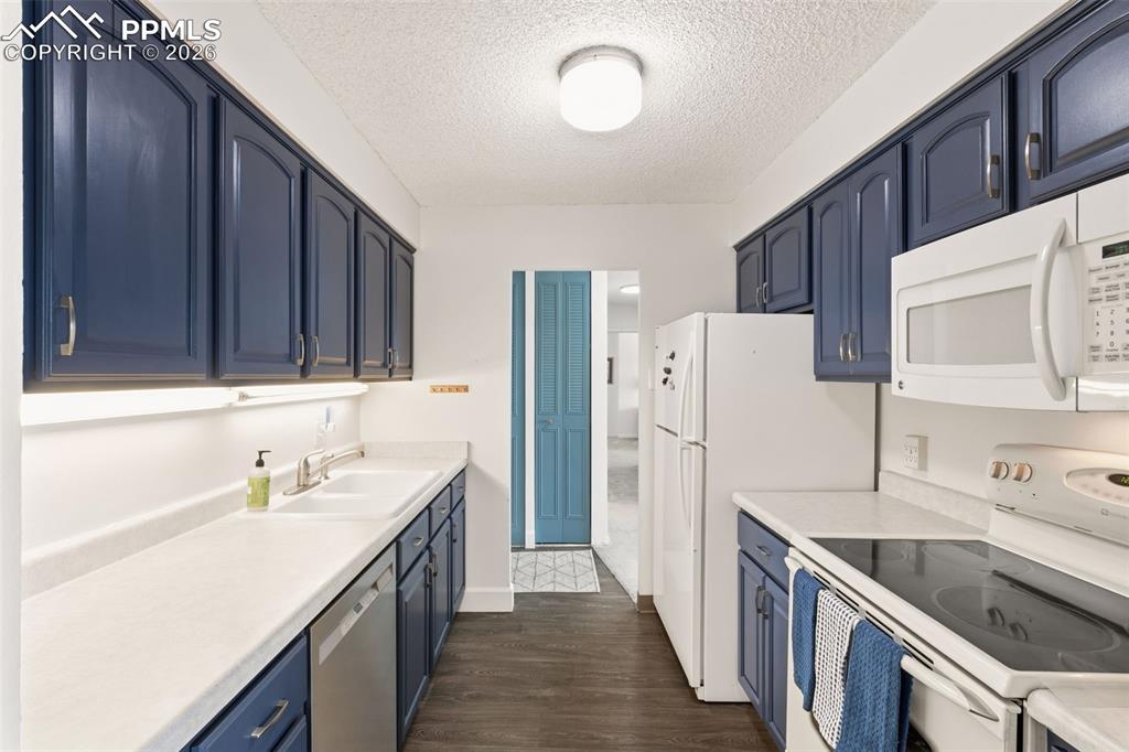 411 Lakewood Circle Colorado Springs CO 80910
