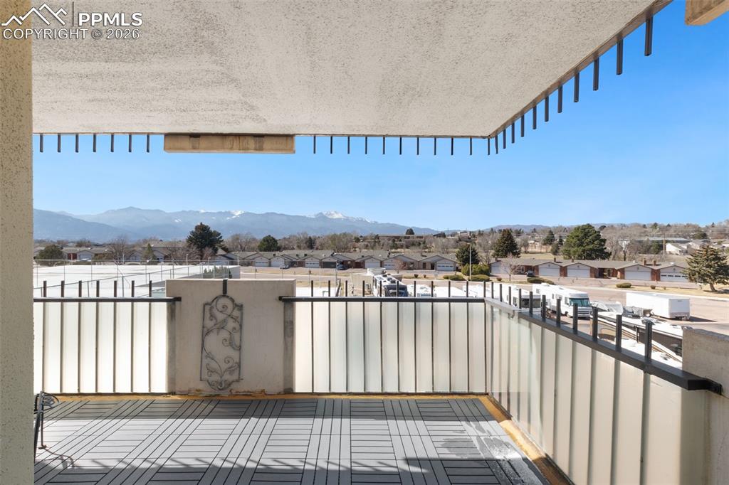 411 Lakewood Circle Colorado Springs CO 80910